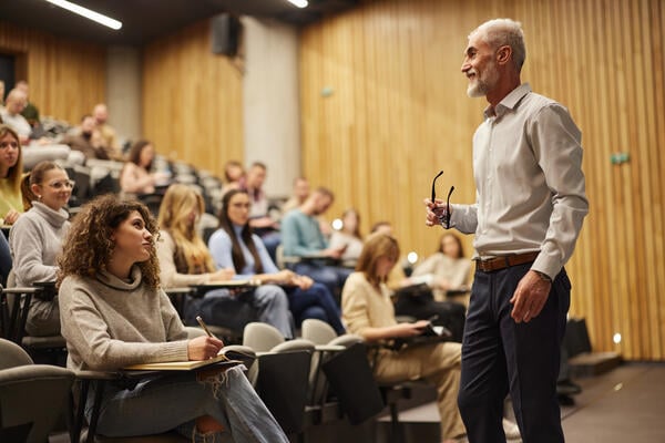 A Re-Engagement Technique for Directors (opinion)